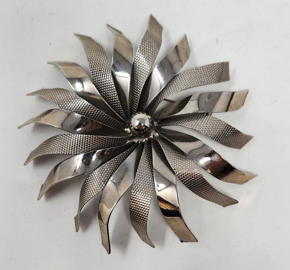 Vtg Silvertone Chrysanthemum Starburst Brooch Pin MCM